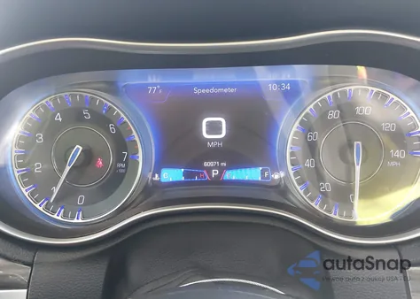 2021 Chrysler 300 Touring from USA, damaged, VIN 2C3CCAAG3MH529437